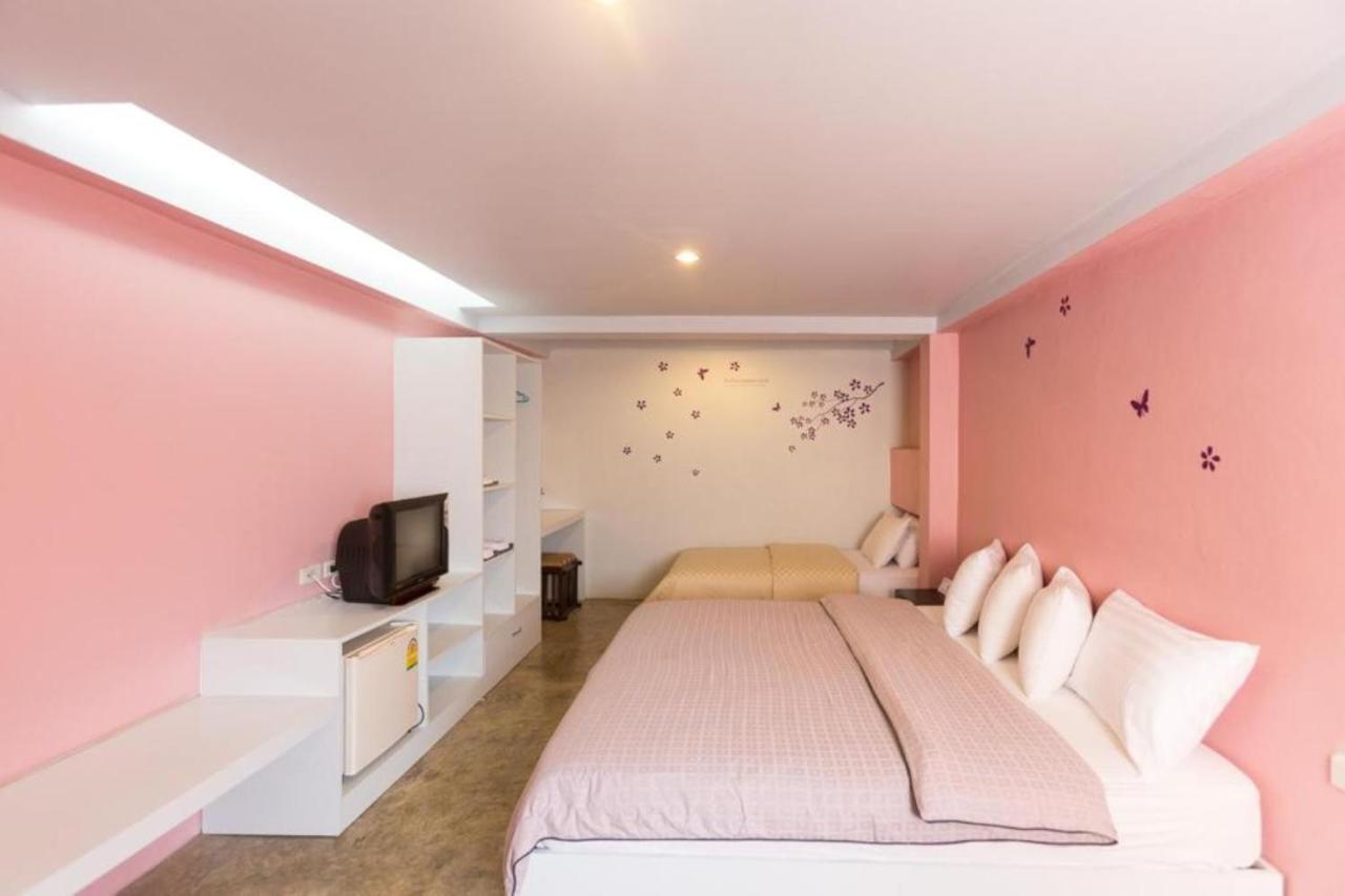 Dozy Lamoon House Hotel Chiang Mai Bagian luar foto