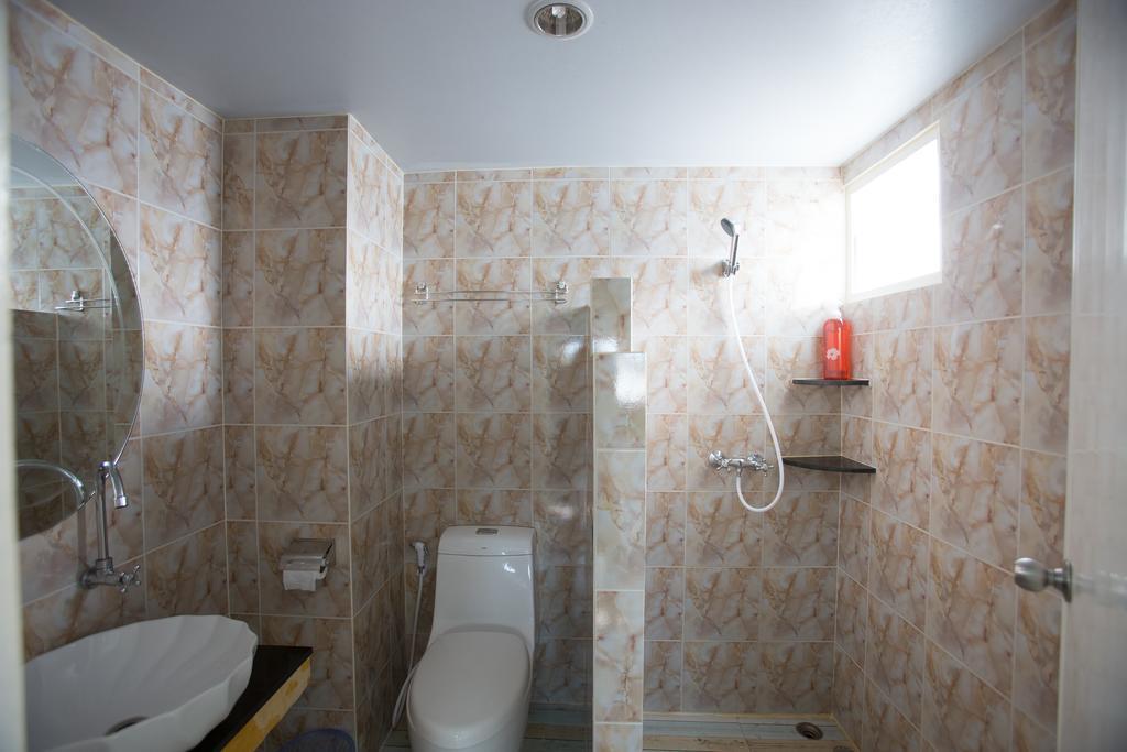 Dozy Lamoon House Hotel Chiang Mai Bagian luar foto