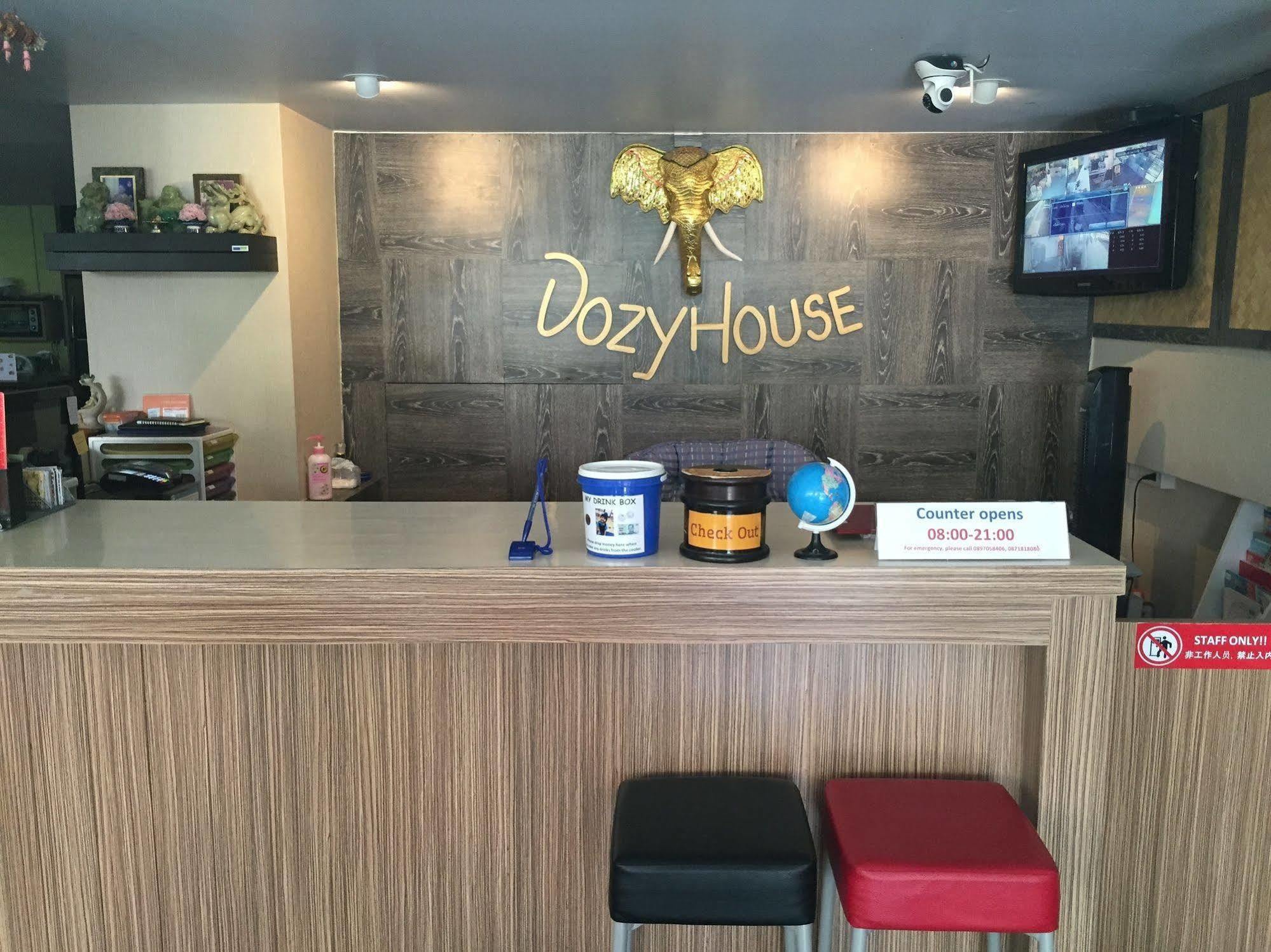 Dozy Lamoon House Hotel Chiang Mai Bagian luar foto