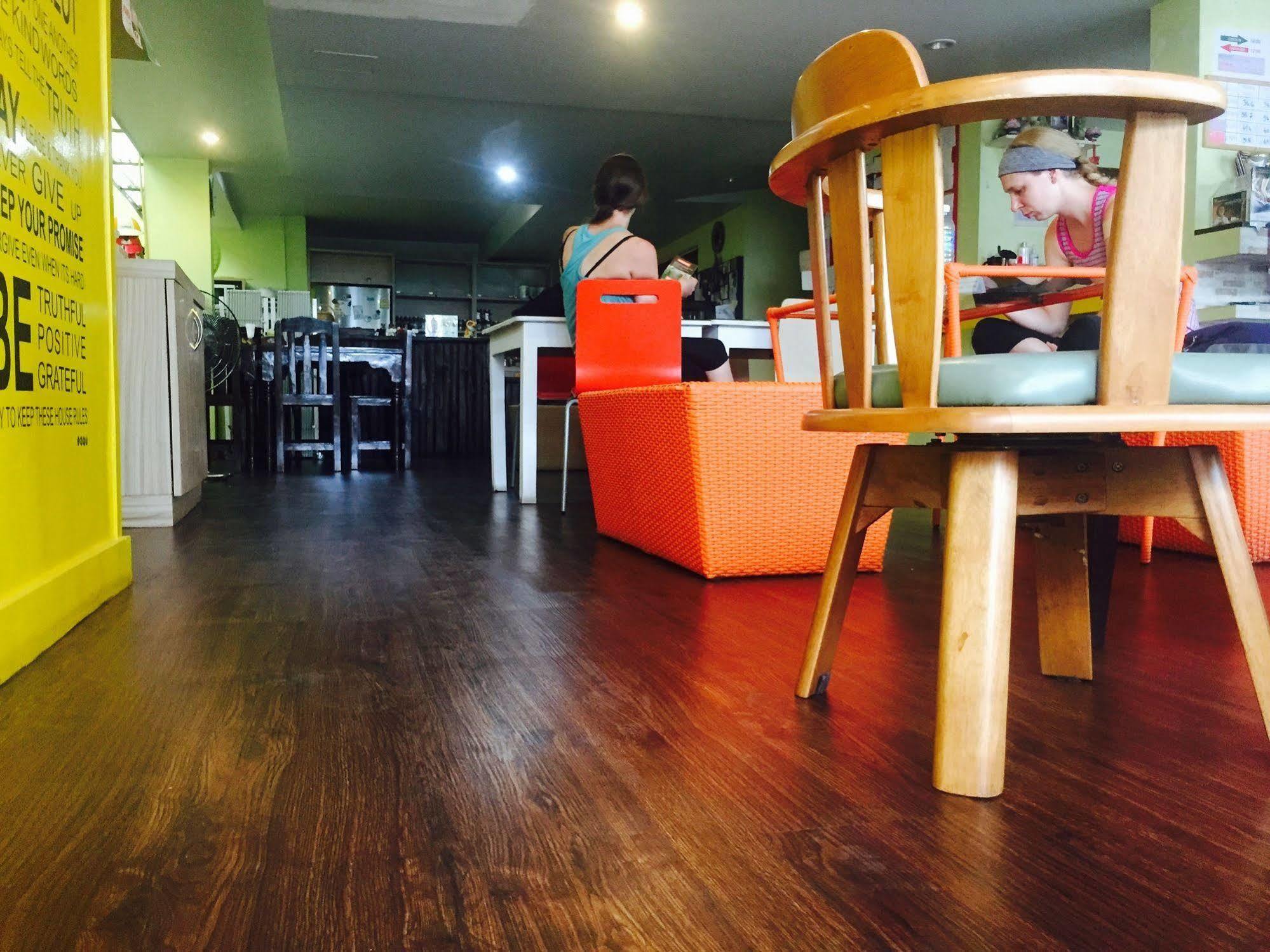 Dozy Lamoon House Hotel Chiang Mai Bagian luar foto