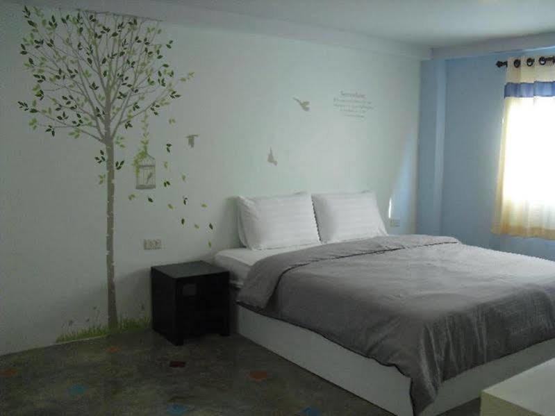 Dozy Lamoon House Hotel Chiang Mai Bagian luar foto