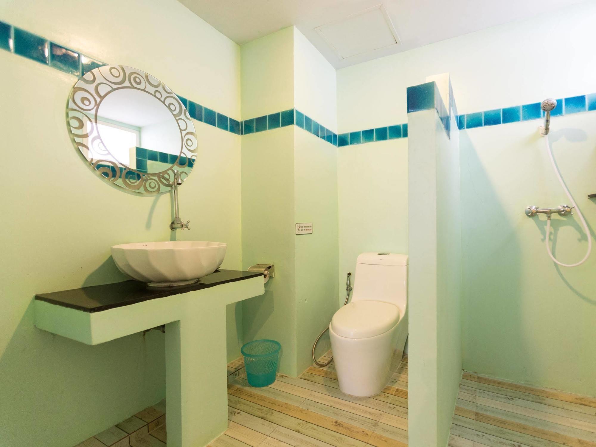 Dozy Lamoon House Hotel Chiang Mai Bagian luar foto