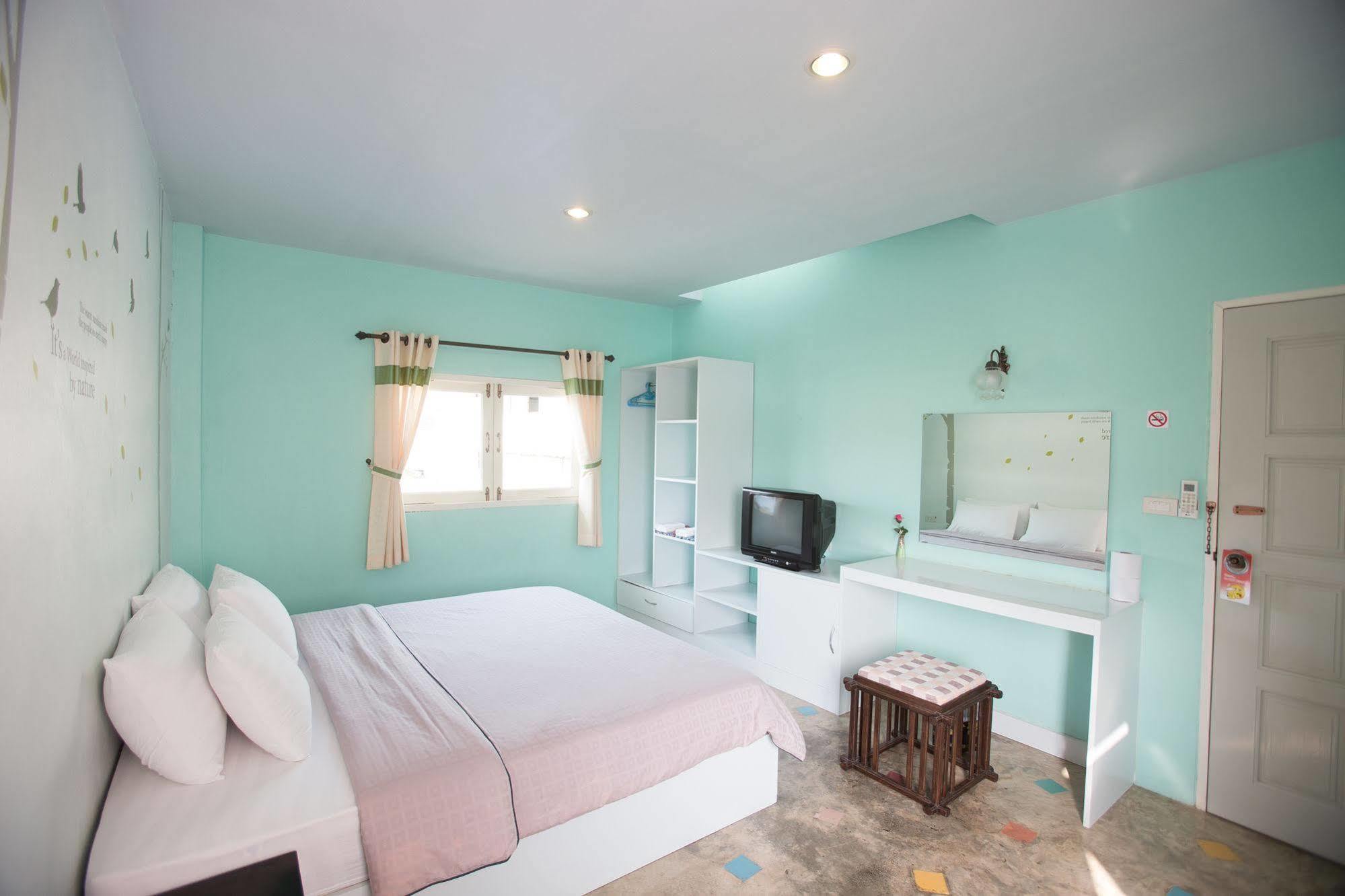 Dozy Lamoon House Hotel Chiang Mai Bagian luar foto