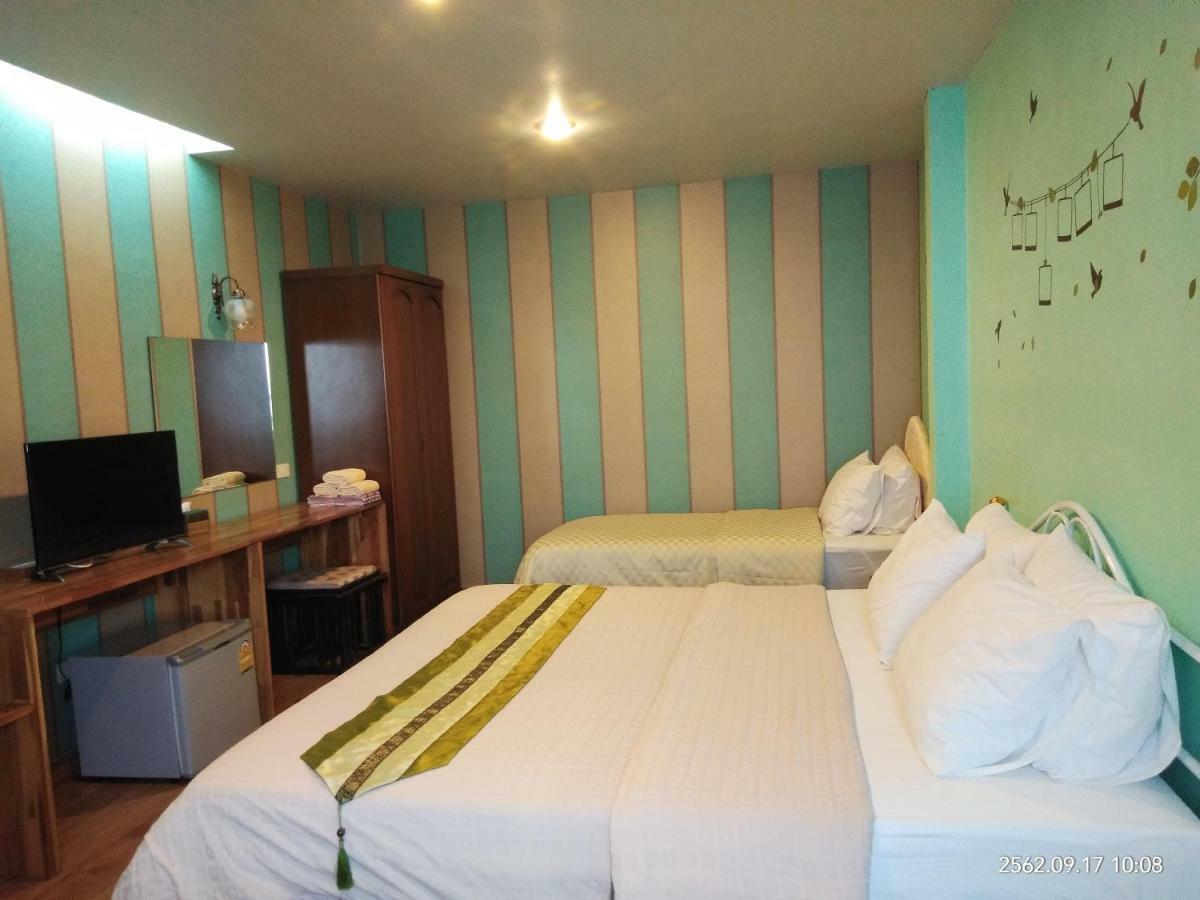 Dozy Lamoon House Hotel Chiang Mai Bagian luar foto