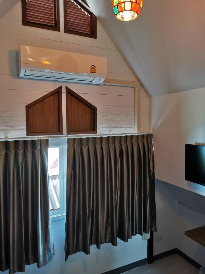 Dozy Lamoon House Hotel Chiang Mai Bagian luar foto